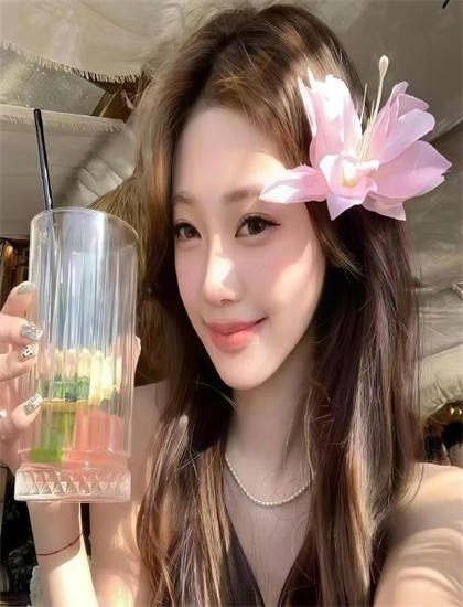 《总裁的天价萌妻 第二季》与当代文化：社会的现实反映与批判思考 探索文化表达的多种形式