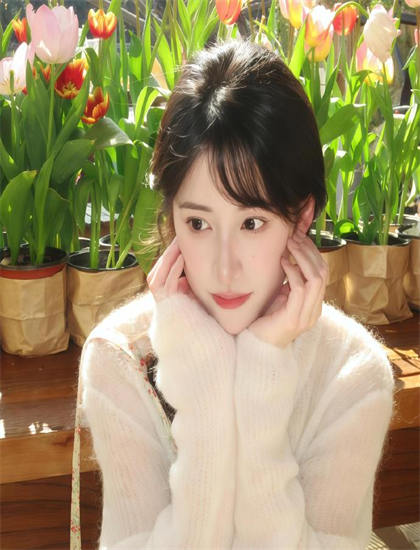 影视评论：《朝九晚五夫人入职飒翻天》的艺术价值与娱乐性平衡