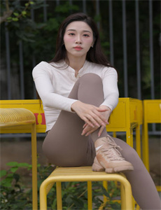 都市人妻古典武侠另类校园/小柔涂了春药被一群人伦动态图