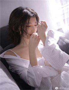 被夫上司强的大乳电影,制服丝袜吉吉